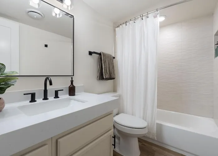 Holiday home Walk To Old Town - 1br Condo, Heated Pool And Patio