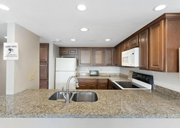 Walk To Old Town - 1br Condo, Heated Pool And Patio Scottsdale
