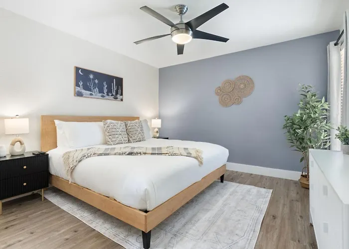 Holiday home Walk To Old Town - 1br Condo, Heated Pool And Patio Scottsdale