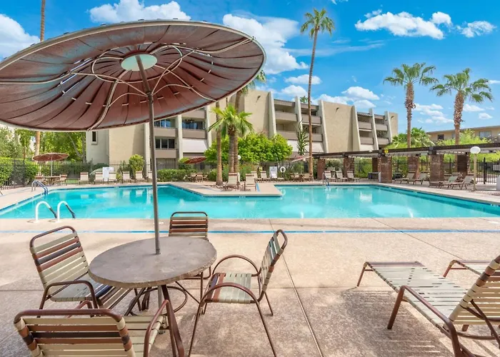 Holiday home Walk To Old Town - 1br Condo, Heated Pool And Patio Scottsdale